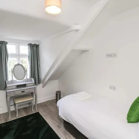 Pannett Park * Whitby