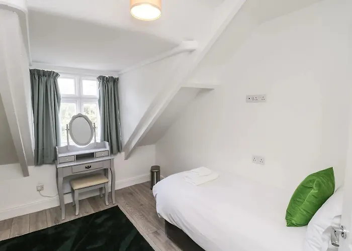 Pannett Park * Whitby